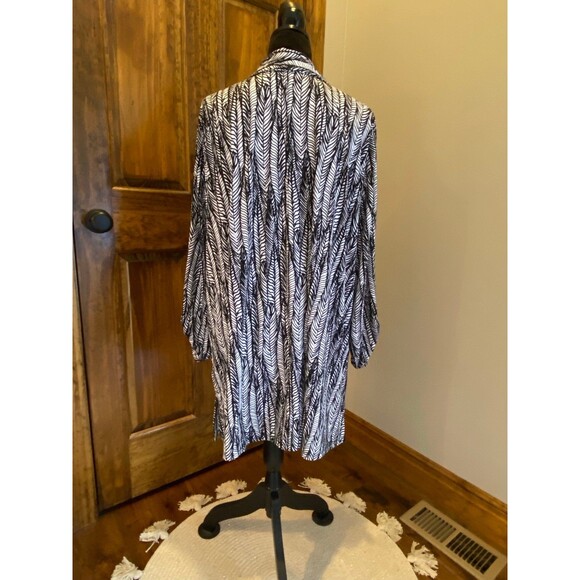 Catherine’s Blouse Long Top or Short Dress Plus Sz 1X Black & White Long Sleeve - Picture 6 of 10